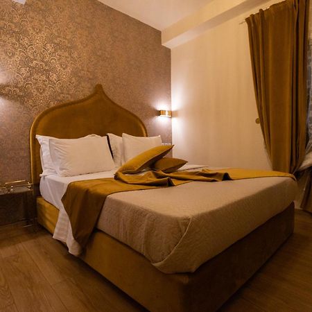 April Luxury Suites (Adults Only) Rhodes City Eksteriør billede