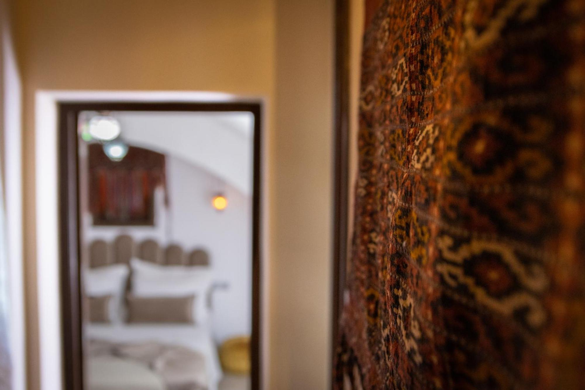 April Luxury Suites (Adults Only) Rhodes City Værelse billede