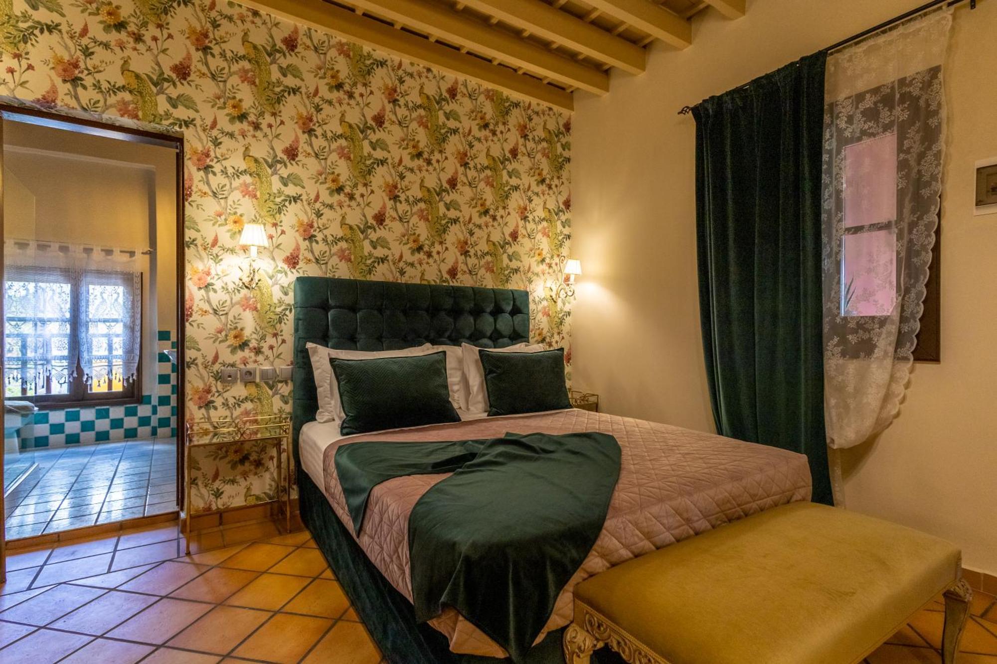 April Luxury Suites (Adults Only) Rhodes City Værelse billede